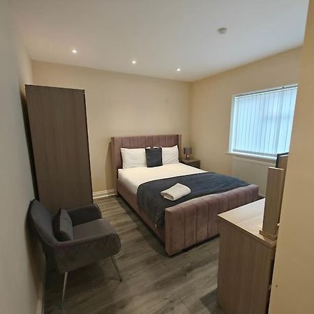 Apartament Luxury 5-Bed House Near Nec & Bhx Solihull Zewnętrze zdjęcie