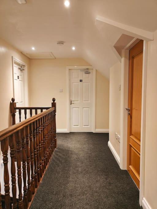 Apartament Luxury 5-Bed House Near Nec & Bhx Solihull Zewnętrze zdjęcie