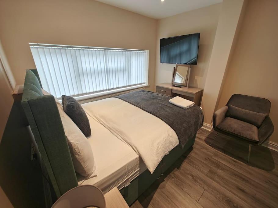 Apartament Luxury 5-Bed House Near Nec & Bhx Solihull Zewnętrze zdjęcie