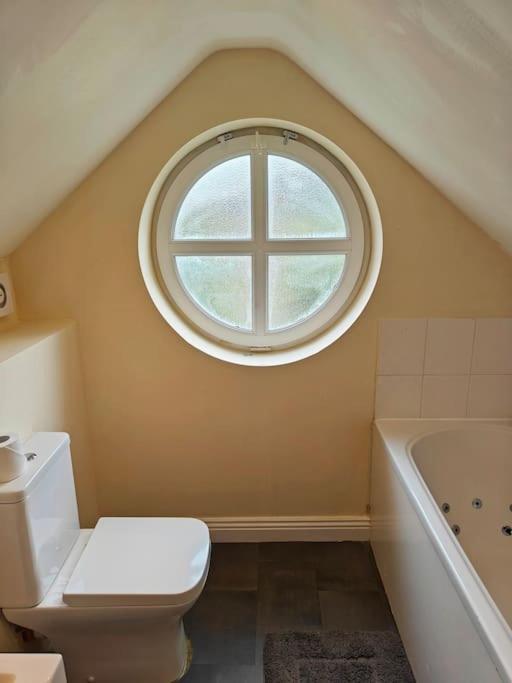Apartament Luxury 5-Bed House Near Nec & Bhx Solihull Zewnętrze zdjęcie